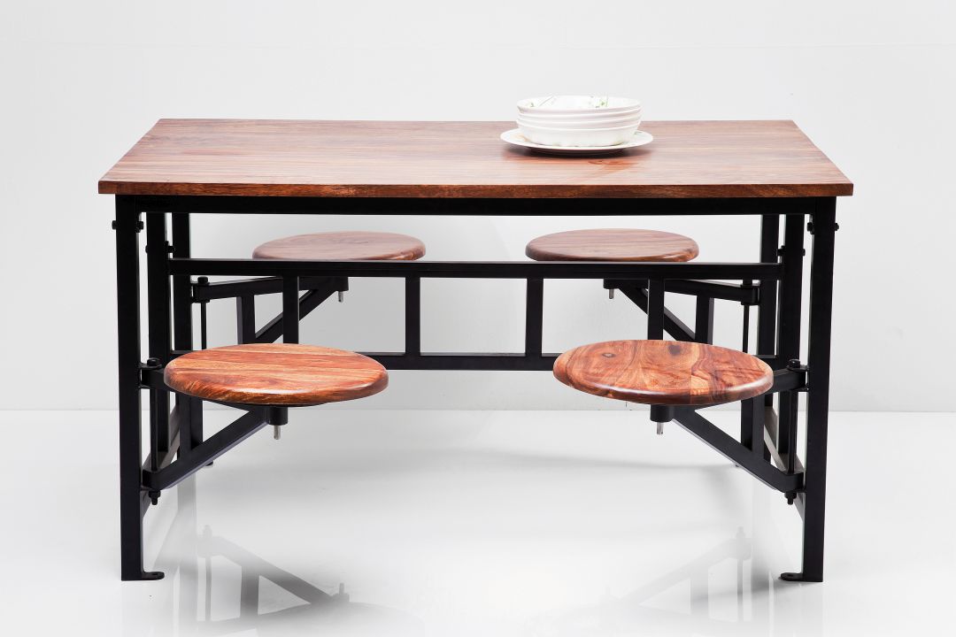 Tisch+Hocker Space 5-tlg. 140x89cm Tisch+Hocker Space 5-tlg. 140x89cm